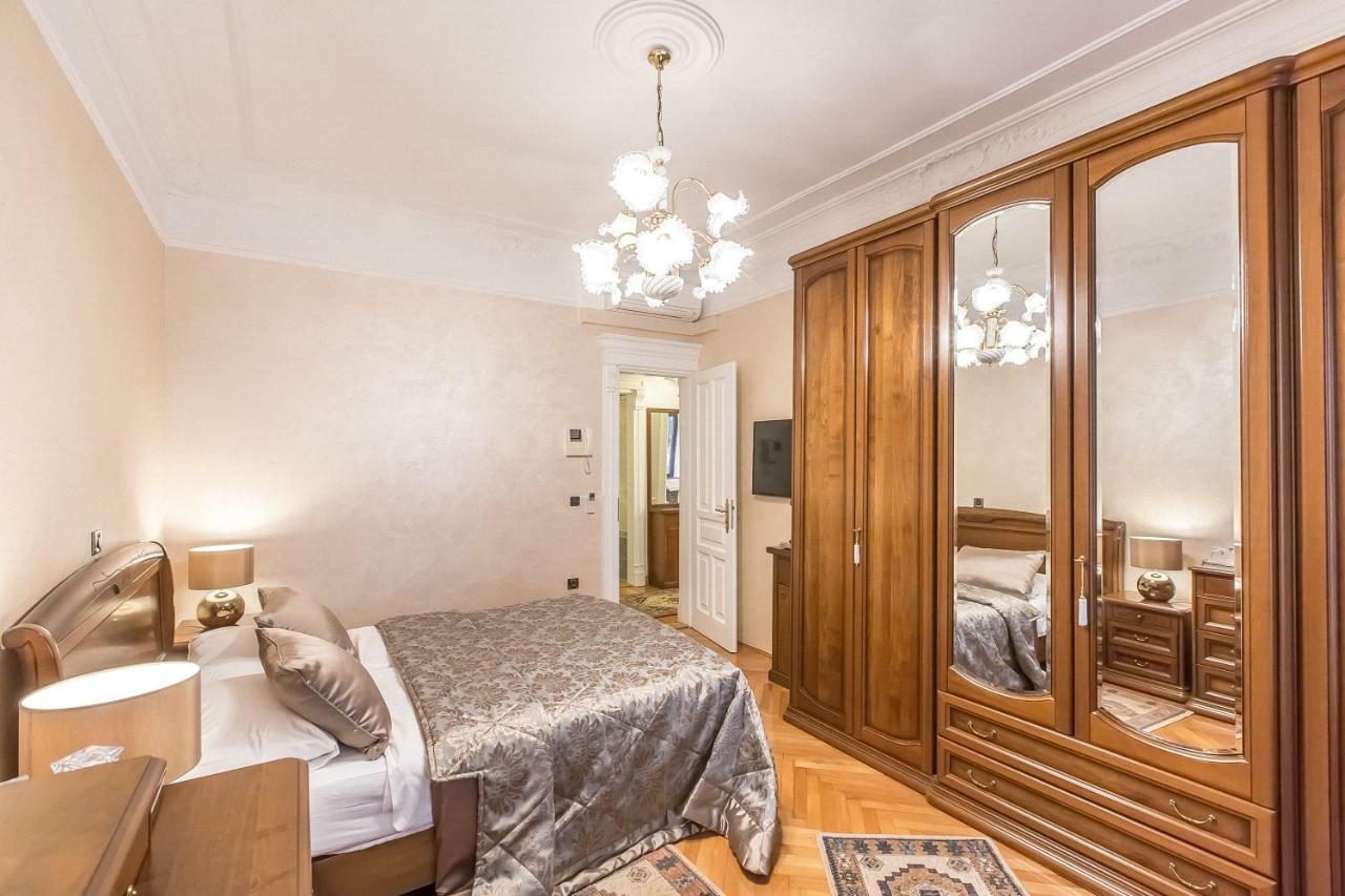 Villa Hasi Poreč Eksteriør bilde